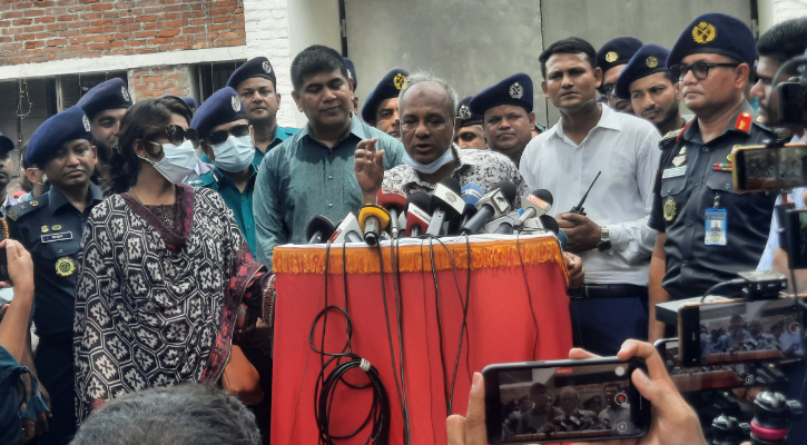যার পয়সা আছে সে ভালো খেতে পারে কারাগারে: স্বরাষ্ট্র উপদেষ্টা